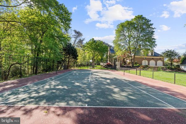 Exterior, Tennis Courts