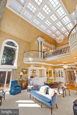 Chandelier, Dining room, Interior, Living room, Recessed Lighting
