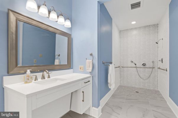 Bathroom, Interior, Marble, Recessed Lighting