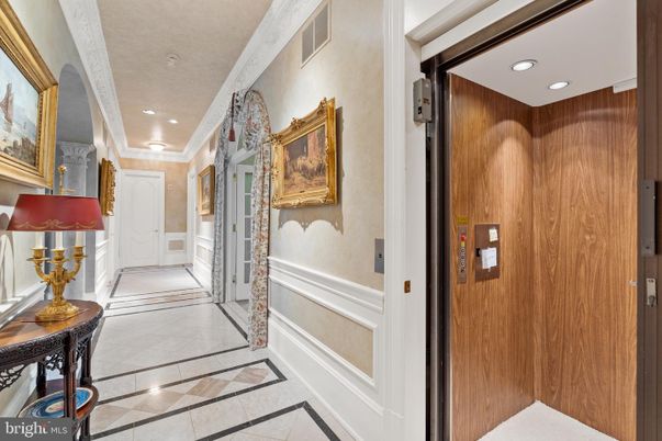 Elevator, Interior, Recessed Lighting