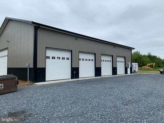 Detached Garage, Exterior