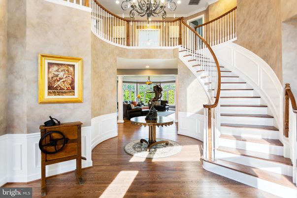 Chandelier, Interior, Recessed Lighting, Wood Texture Flooring