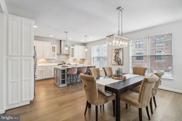 Dining room, Interior, Kitchen, Pendant Lights, Recessed Lighting, Wood Texture Flooring