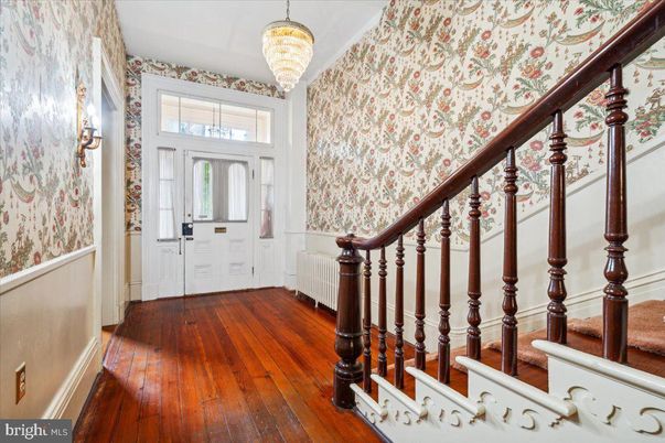 Chandelier, Interior, Wood Texture Flooring