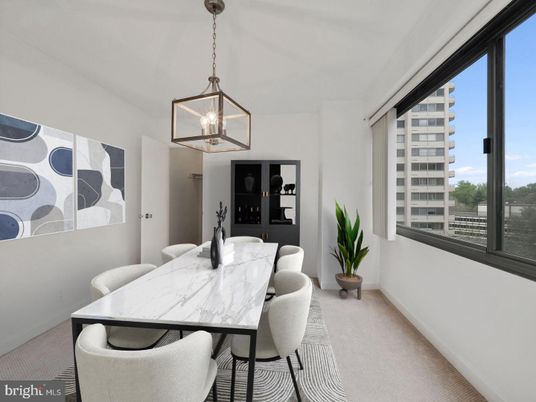 Dining room, Interior, Pendant Lights