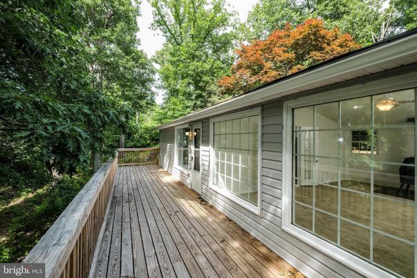 Exterior, Wood Texture Flooring