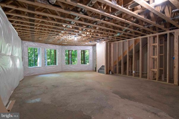 Empty room, Interior, Wooden Beams