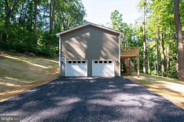 Detached Garage, Exterior