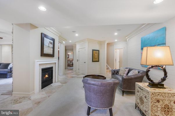 Fireplace, Interior, Living room, Recessed Lighting