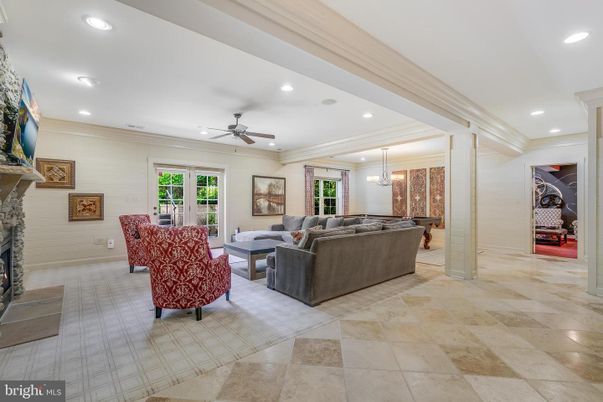 Fireplace, Interior, Living room, Pendant Lights, Recessed Lighting