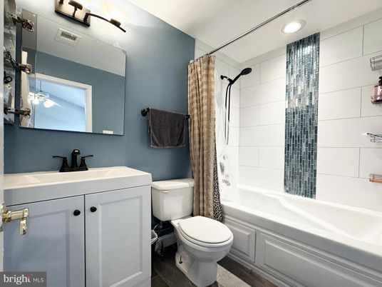 Bathroom, Interior, Recessed Lighting, Wood Texture Flooring