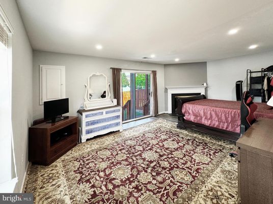 Bedroom, Fireplace, Interior, Recessed Lighting