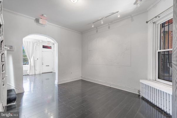 Empty room, Interior, Marble Walls, Wood Texture Flooring