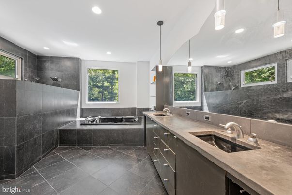 Bathroom, Dual Sink Vanities, Interior, Kitchen, Pendant Lights, Recessed Lighting