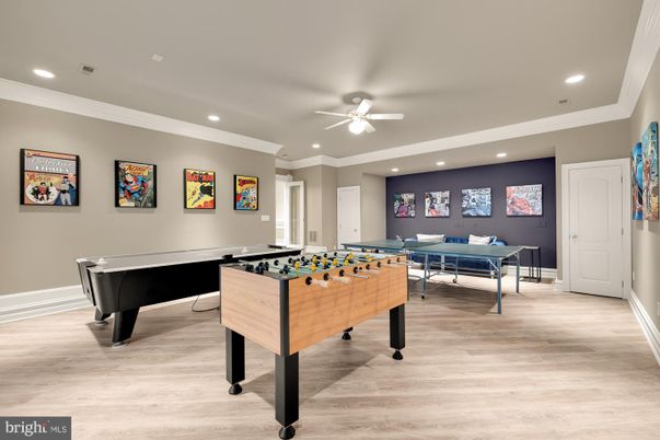 Billiard Table, Game Room, Interior, Recessed Lighting, Wood Texture Flooring