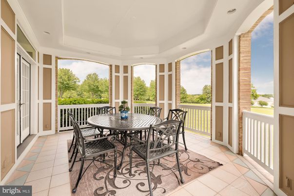 Dining room, Interior, Recessed Lighting