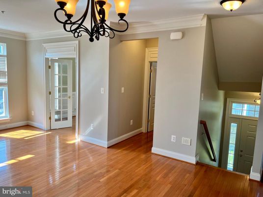 Chandelier, Empty room, Interior, Wood Texture Flooring