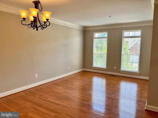 Chandelier, Empty room, Interior, Wood Texture Flooring