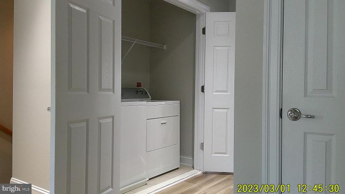 Interior, Utility Closets, Washer, Wood Texture Flooring
