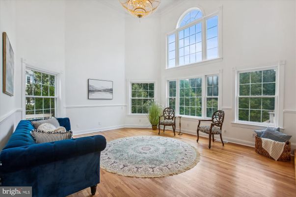Chandelier, Interior, Wood Texture Flooring