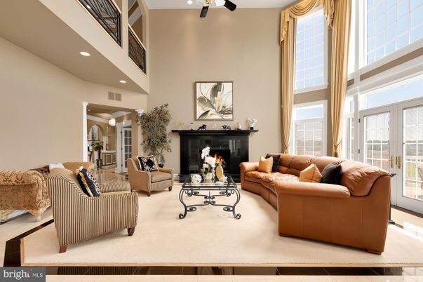 Fireplace, Interior, Living room, Recessed Lighting