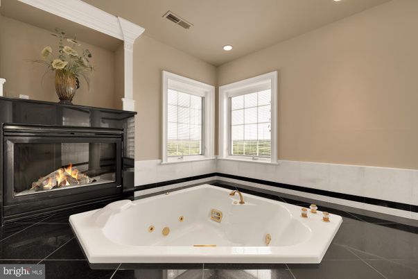 Bathroom, Fireplace, Interior, Recessed Lighting