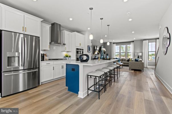 Interior, Kitchen, Living room, Pendant Lights, Recessed Lighting, Stainless Steel Appliances, Wood Texture Flooring