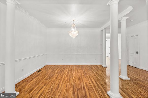 Chandelier, Empty room, Interior, Wood Texture Flooring