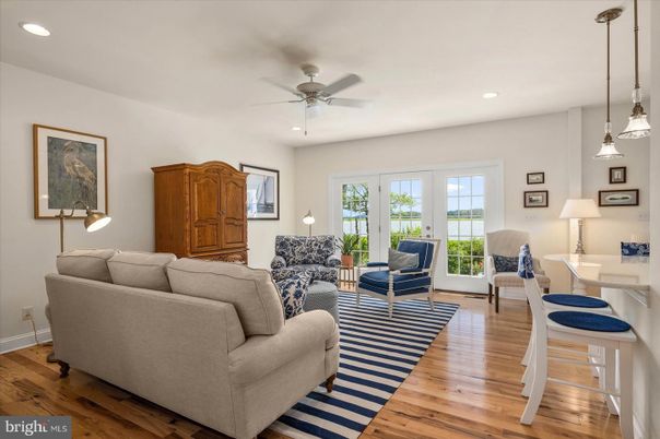 Interior, Living room, Pendant Lights, Recessed Lighting, Wood Texture Flooring