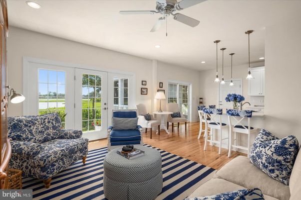 Dining room, Interior, Kitchen, Living room, Pendant Lights, Recessed Lighting, Wood Texture Flooring