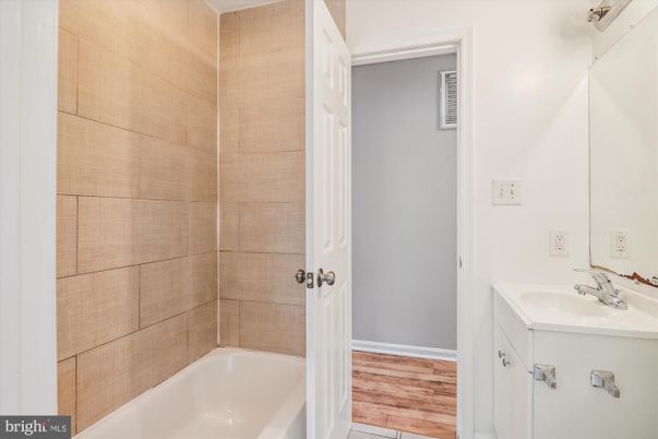 Bathroom, Interior, Wood Texture Flooring