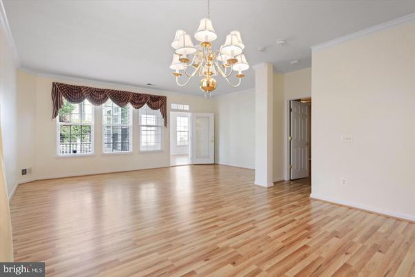 Chandelier, Empty room, Interior, Wood Texture Flooring
