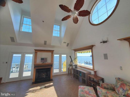 Fireplace, Interior, Water