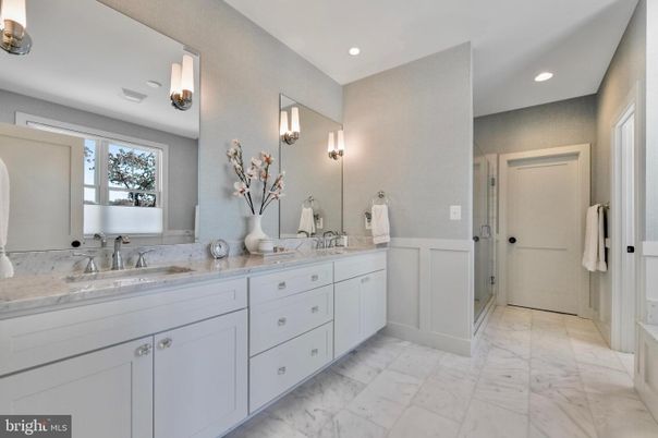 Bathroom, Dual Sink Vanities, Interior, Marble, Recessed Lighting