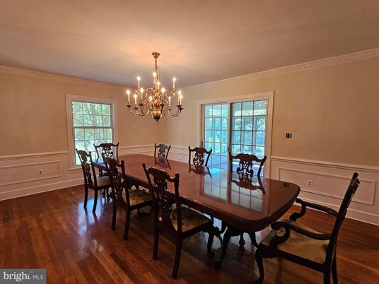 Chandelier, Dining room, Interior, Wood Texture Flooring