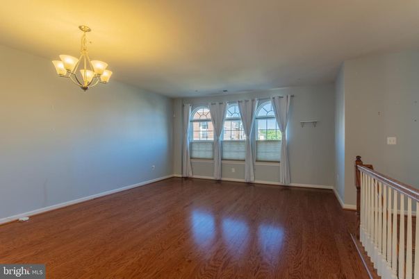 Chandelier, Empty room, Interior, Wood Texture Flooring