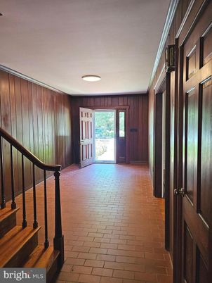 Interior, Recessed Lighting, Wooden Walls