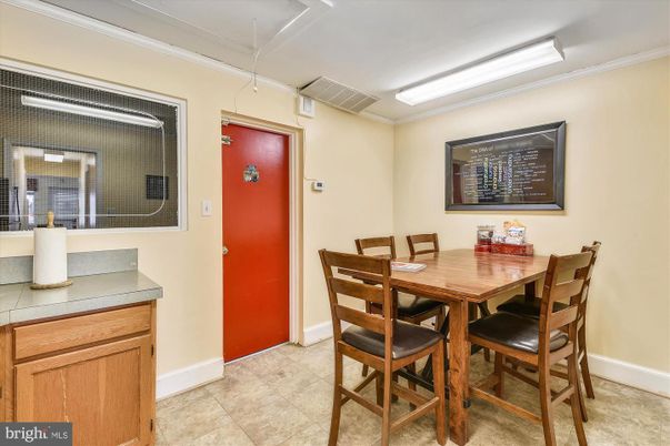 Dining room, Interior