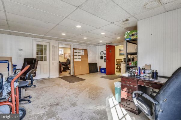 Fitness Equipment, Interior, Recessed Lighting