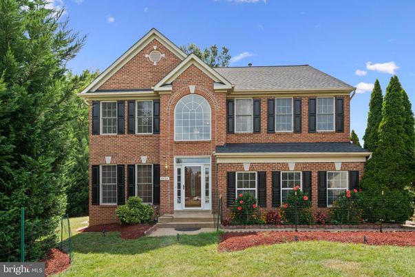 Exterior, Facade, Brick Facade, Brick Traditional