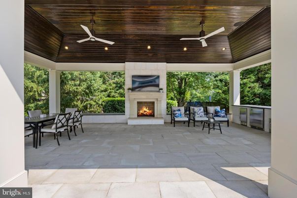 Exterior, Fireplace, Recessed Lighting