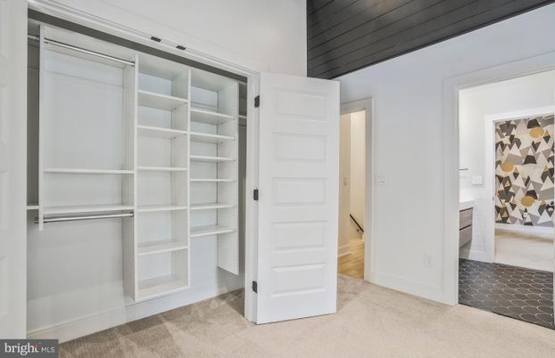 Interior, Walk-in Closets