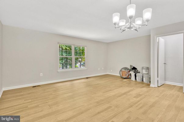 Chandelier, Empty room, Interior, Wood Texture Flooring