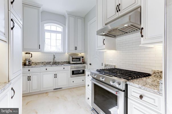 Interior, Kitchen, Stainless Steel Appliances