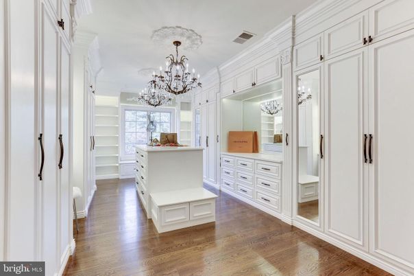 Chandelier, Interior, Walk-in Closets, Wood Texture Flooring