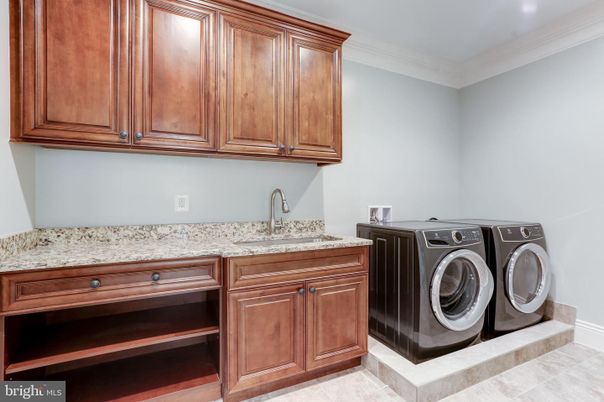 Interior, Recessed Lighting, Washer
