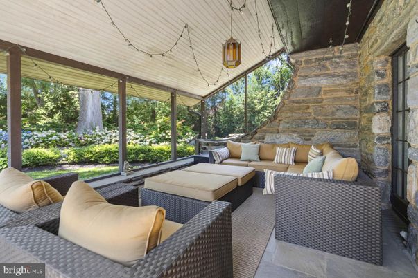 Interior, Living room, Stone Walls, Sun Room