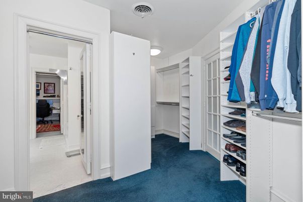 Interior, Walk-in Closets