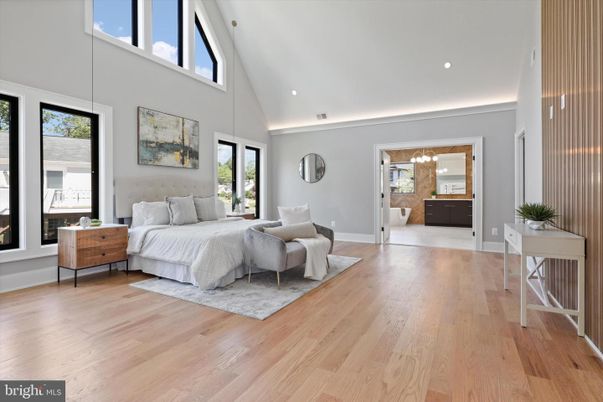 Bedroom, Interior, Pendant Lights, Recessed Lighting, Wood Texture Flooring