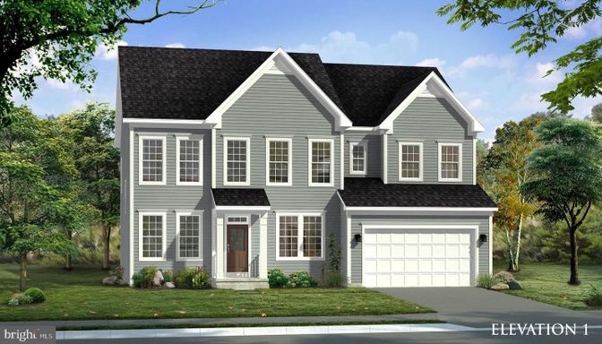 Attached, Exterior, Facade, Farmhouse